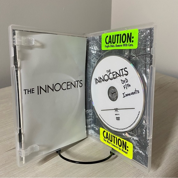 The Innocents (DVD, 2016) Music Box Films Anne Fontaine Drama History ExLibrary - Picture 6 of 8
